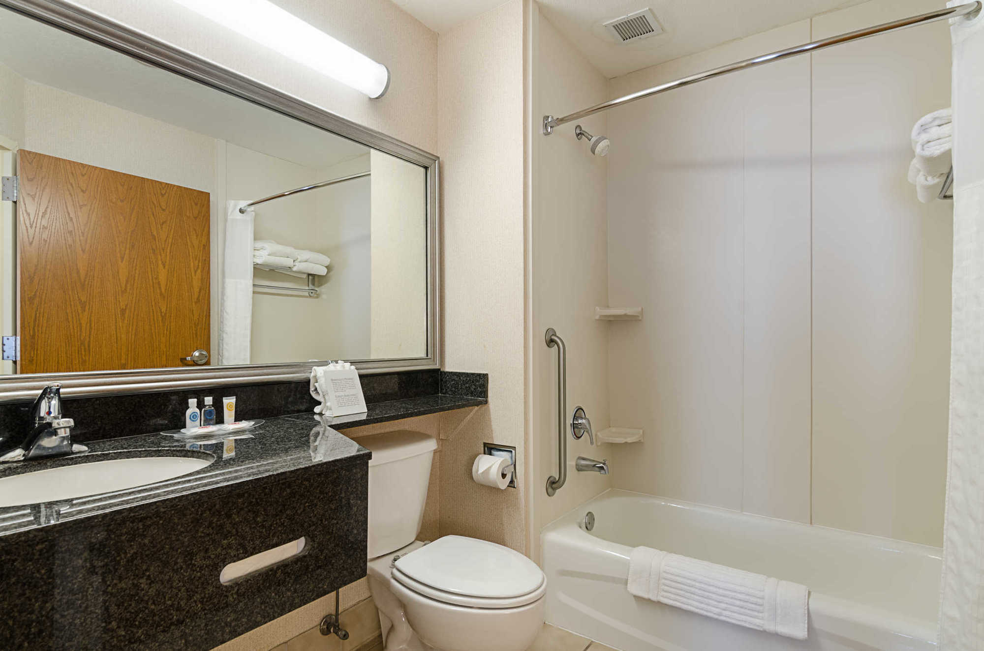 Quality Suites Springdale West I-49 Oda fotoğraf